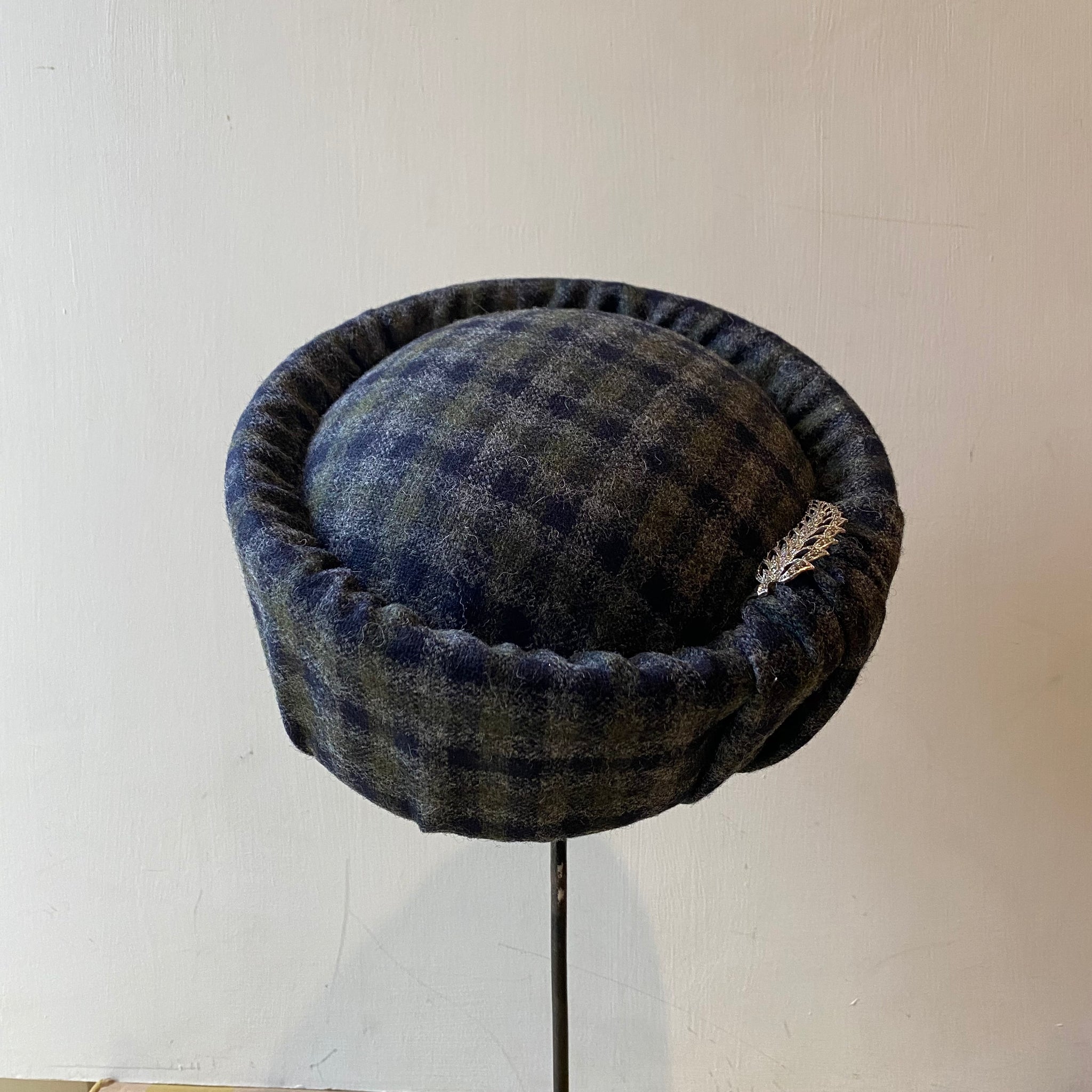 Tweed check Cossack